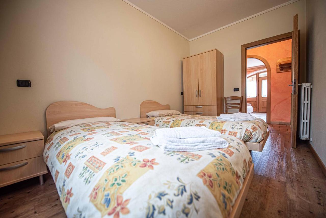 Family House Amalia Myholidaylivigno Exterior foto