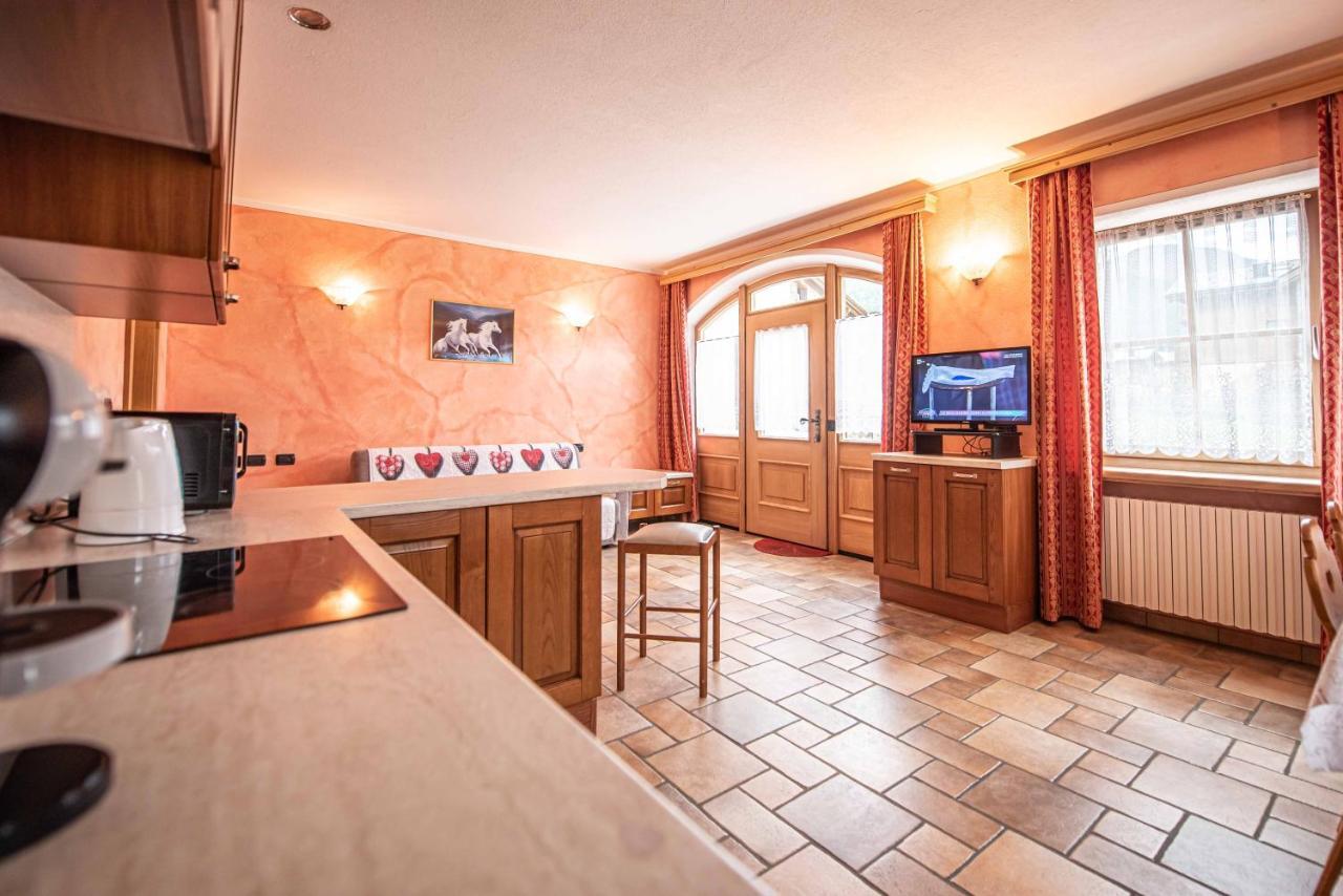 Family House Amalia Myholidaylivigno Exterior foto
